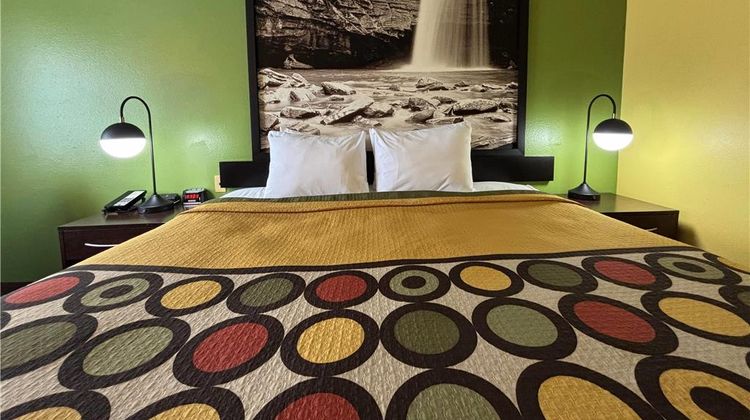 Super 8 Jacksonville Room
