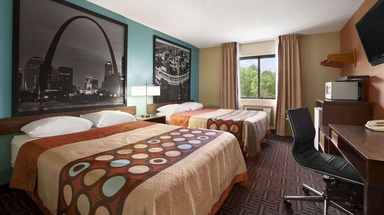 Super 8 Fairview Heights-St. Louis Room