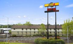 Super 8 Portland Airport