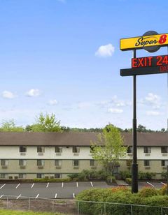 Super 8 Portland Airport