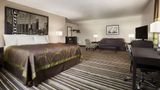 Super 8 Portland Airport Suite