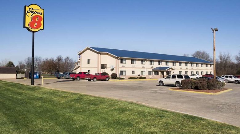 <b>Super 8 Danville Exterior</b>. Images powered by <a href="https://iceportal.shijigroup.com/" title="IcePortal" target="_blank">IcePortal</a>.