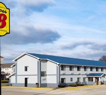 Super 8 Danville Exterior