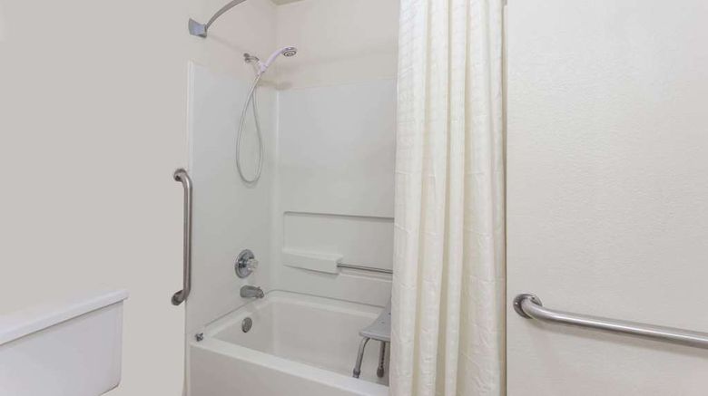 <b>Super 8 Morris Room</b>. Images powered by <a href="https://iceportal.shijigroup.com/" title="IcePortal" target="_blank">IcePortal</a>.