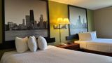 <b>Super 8 Pontiac Room</b>. Images powered by <a href="https://iceportal.shijigroup.com/" title="IcePortal" target="_blank">IcePortal</a>.