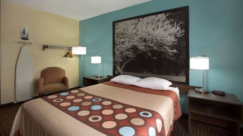 <b>Super 8 Mt. Vernon Room</b>. Images powered by <a href="https://iceportal.shijigroup.com/" title="IcePortal" target="_blank">IcePortal</a>.