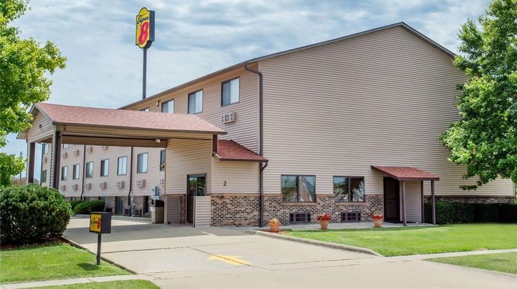 Super 8 Normal Bloomington Exterior