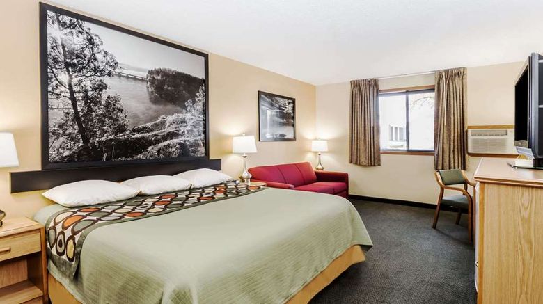 <b>Super 8 Ottawa Starved Rock Room</b>. Images powered by <a href="https://iceportal.shijigroup.com/" title="IcePortal" target="_blank">IcePortal</a>.