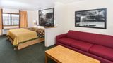 Super 8 Ottawa Starved Rock Suite
