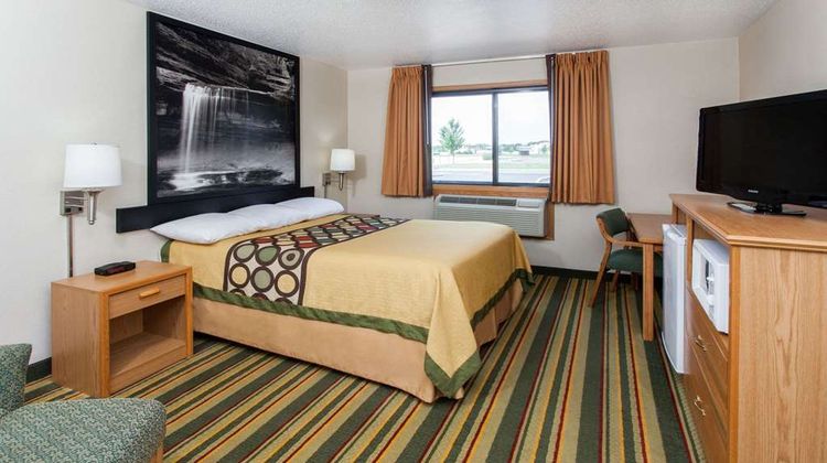 Super 8 Ottawa Starved Rock Room