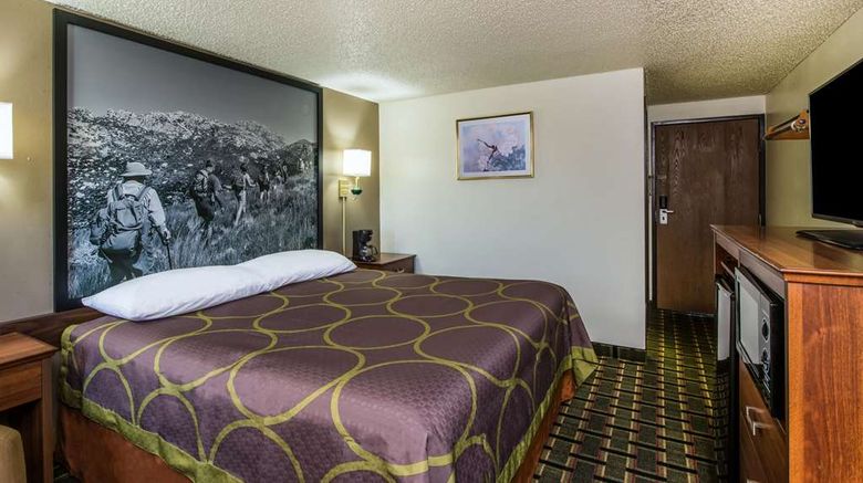 <b>Super 8 Pueblo Room</b>. Images powered by <a href="https://iceportal.shijigroup.com/" title="IcePortal" target="_blank">IcePortal</a>.