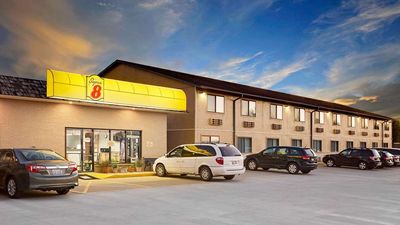 Super 8 Macomb