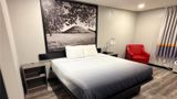 Super 8 Macomb Room