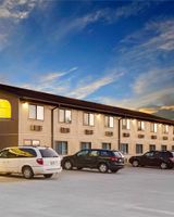 Super 8 Macomb