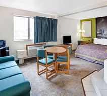 Super 8 Mokena/Frankfort /I-80 Room