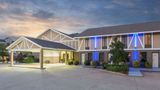 Super 8 Bentonville Exterior