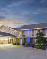 Super 8 Bentonville