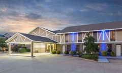 Super 8 Bentonville