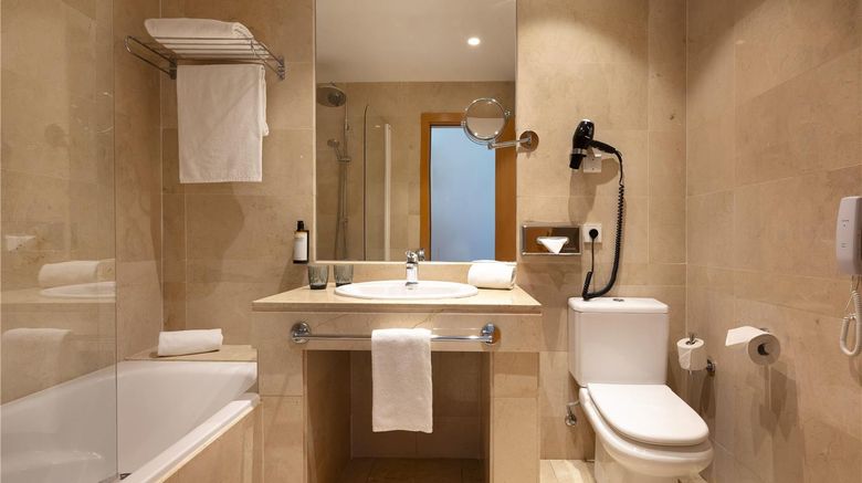 <b>Hotel Malaga Alameda Centro, Aff Melia Room</b>. Images powered by <a href="https://iceportal.shijigroup.com/" title="IcePortal" target="_blank">IcePortal</a>.