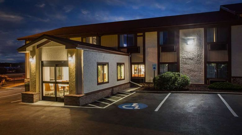 Super 8 I-40 Flagstaff Mall Exterior. Images powered by <a href="https://iceportal.shijigroup.com" target="_blank" rel="noopener">Ice Portal</a>.