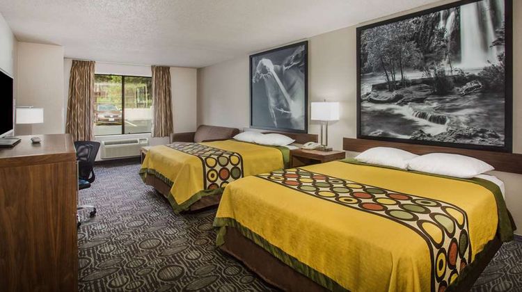 Super 8 I-40 Flagstaff Mall Room