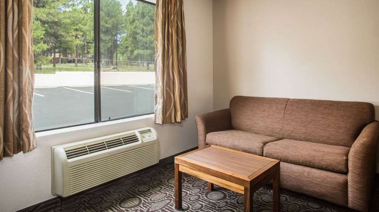 Super 8 I-40 Flagstaff Mall Room
