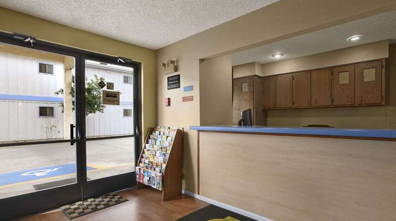 <b>Super 8 Arcata Lobby</b>. Images powered by <a href="https://iceportal.shijigroup.com/" title="IcePortal" target="_blank">IcePortal</a>.