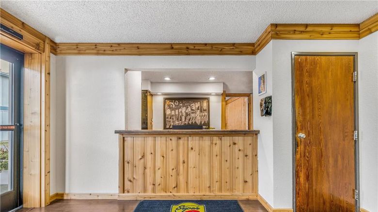 <b>Super 8 Arcata Lobby</b>. Images powered by <a href="https://iceportal.shijigroup.com/" title="IcePortal" target="_blank">IcePortal</a>.