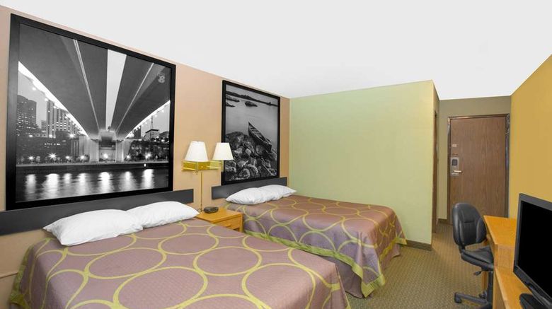 <b>Super 8 Worthington Room</b>. Images powered by <a href="https://iceportal.shijigroup.com/" title="IcePortal" target="_blank">IcePortal</a>.
