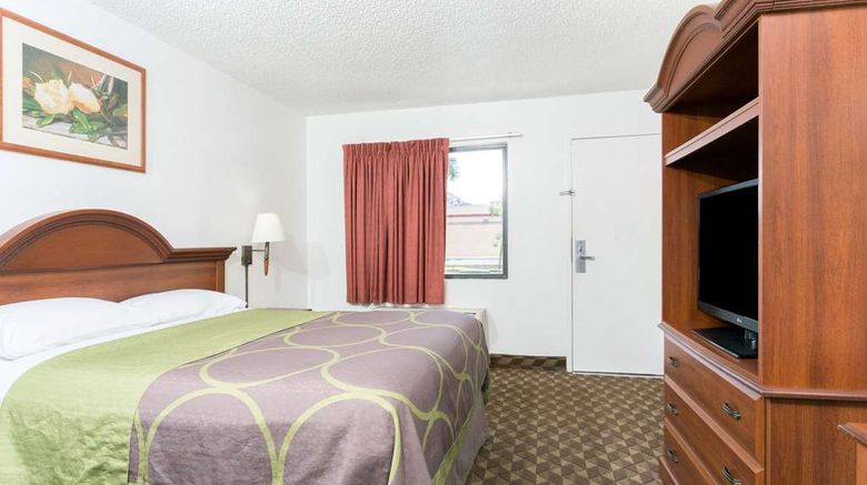 <b>Super 8 Riviera Beach West Palm Beach Room</b>. Images powered by <a href="https://iceportal.shijigroup.com/" title="IcePortal" target="_blank">IcePortal</a>.
