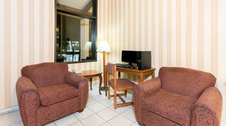 Super 8 Riviera Beach West Palm Beach Lobby