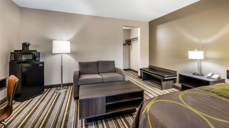 Super 8 Riviera Beach West Palm Beach Suite