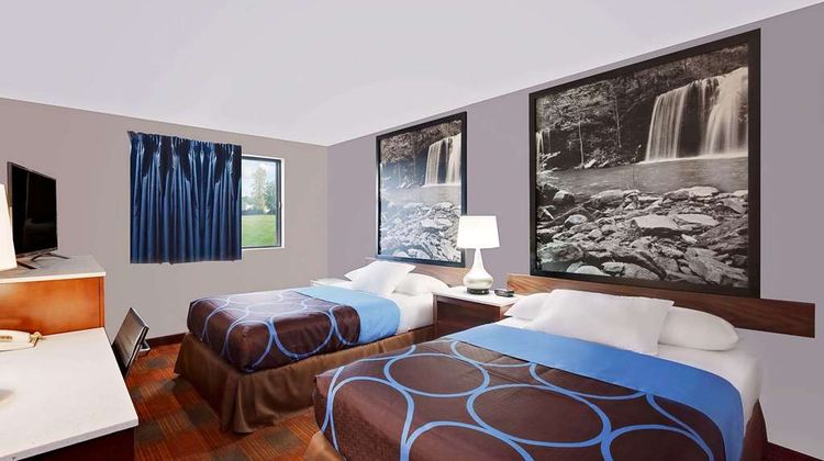 Super 8 by Wyndham Fayetteville Room