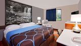 Super 8 by Wyndham Fayetteville Room