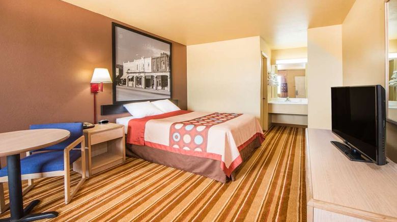 <b>Super 8 Big Cabin/Vinita Area Room</b>. Images powered by <a href="https://iceportal.shijigroup.com/" title="IcePortal" target="_blank">IcePortal</a>.