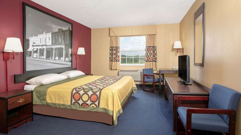 <b>Super 8 Big Cabin/Vinita Area Suite</b>. Images powered by <a href="https://iceportal.shijigroup.com/" title="IcePortal" target="_blank">IcePortal</a>.