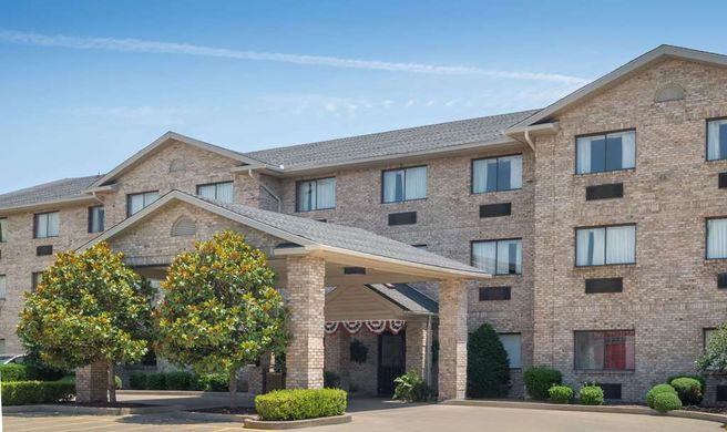 Ramada by Wyndham Catlettsburg/Ashland Exterior