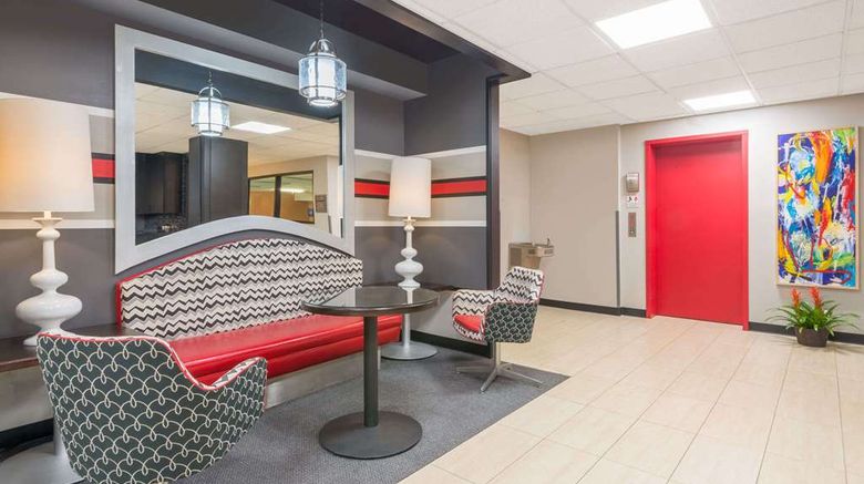 <b>Ramada by Wyndham Catlettsburg/Ashland Lobby</b>. Images powered by <a href="https://iceportal.shijigroup.com/" title="IcePortal" target="_blank">IcePortal</a>.