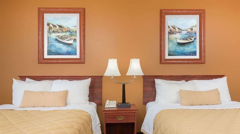 <b>Ramada by Wyndham Catlettsburg/Ashland Room</b>. Images powered by <a href="https://iceportal.shijigroup.com/" title="IcePortal" target="_blank">IcePortal</a>.