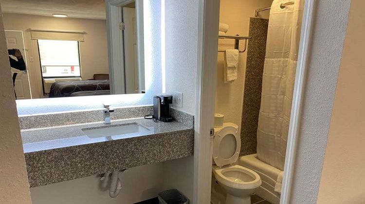 Super 8 Marietta/West/Atl Area Room