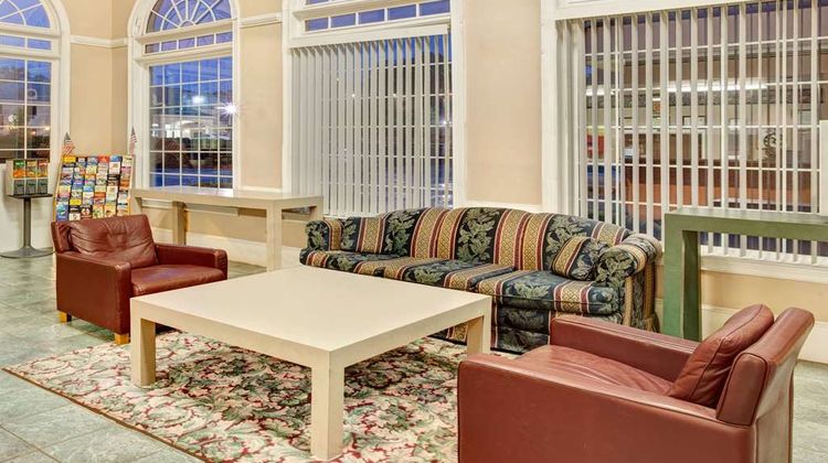 Super 8 Marietta/West/Atl Area Lobby