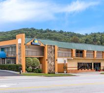Days Inn Clayton Exterior