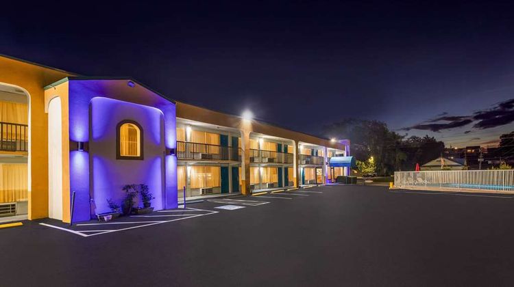 Days Inn Clayton Exterior
