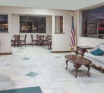 Knights Inn Lebanon Lobby