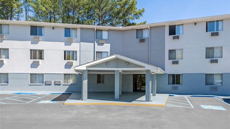 Super 8 Homewood Birmingham Area Exterior