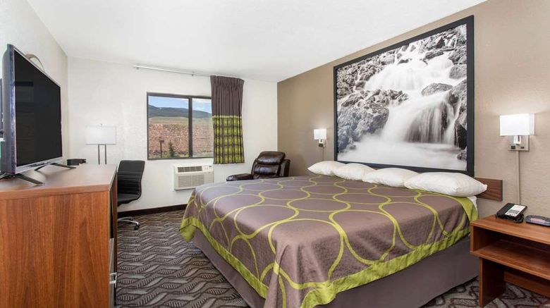 <b>Super 8 Dubois Room</b>. Images powered by <a href="https://iceportal.shijigroup.com/" title="IcePortal" target="_blank">IcePortal</a>.