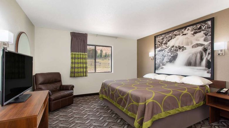 <b>Super 8 Dubois Suite</b>. Images powered by <a href="https://iceportal.shijigroup.com/" title="IcePortal" target="_blank">IcePortal</a>.