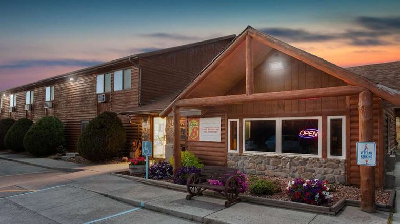 <b>Super 8 Dubois Exterior</b>. Images powered by <a href="https://iceportal.shijigroup.com/" title="IcePortal" target="_blank">IcePortal</a>.