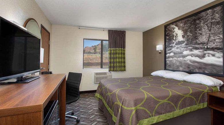 <b>Super 8 Dubois Room</b>. Images powered by <a href="https://iceportal.shijigroup.com/" title="IcePortal" target="_blank">IcePortal</a>.