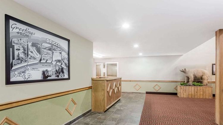 Super 8 Driggs Lobby